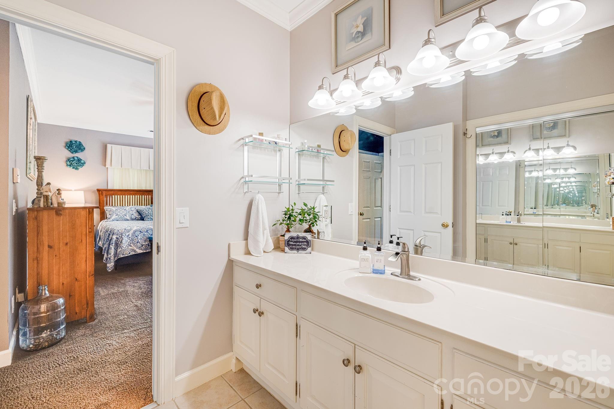 91 Island View Court — Mill Spring