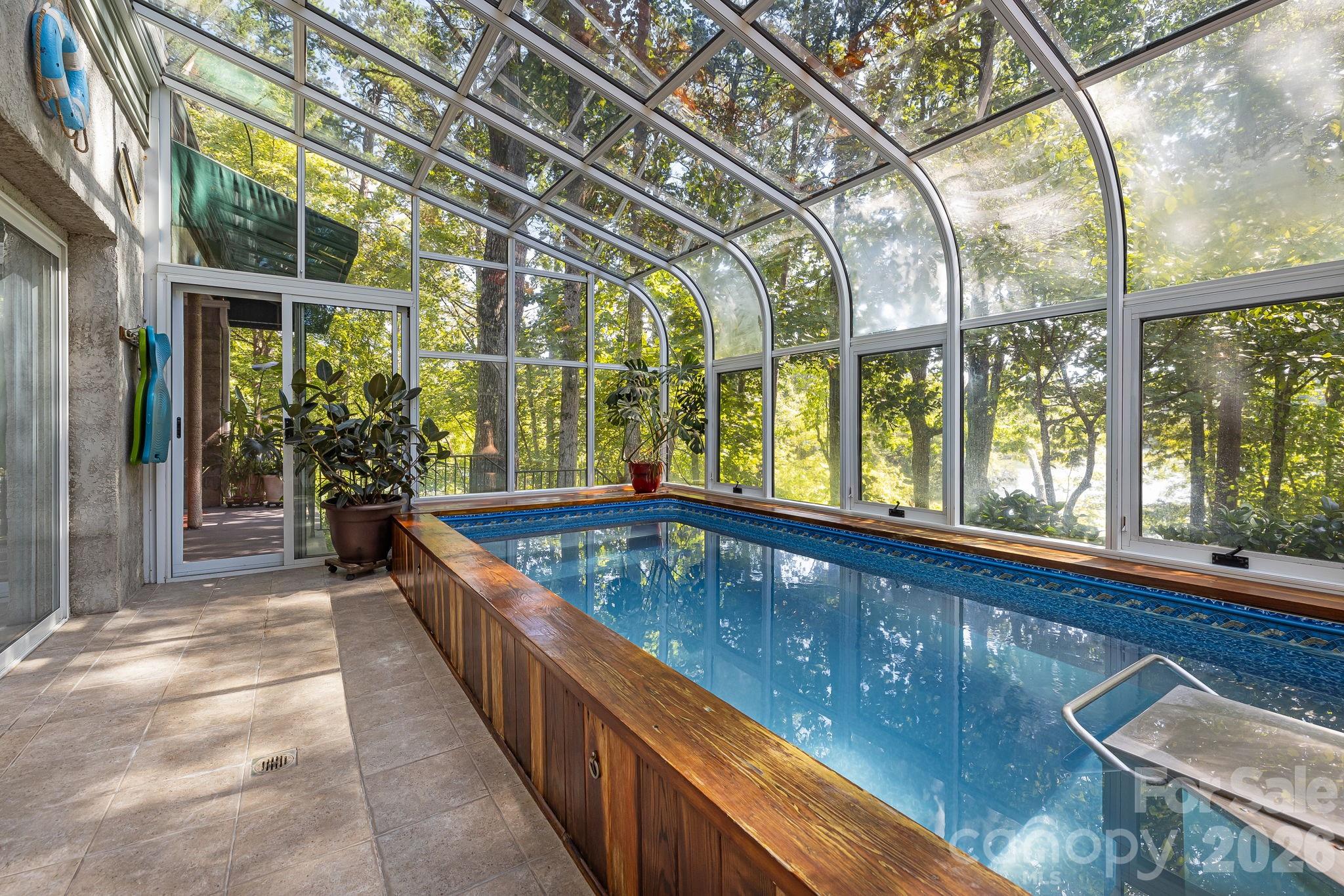 91 Island View Court — Mill Spring