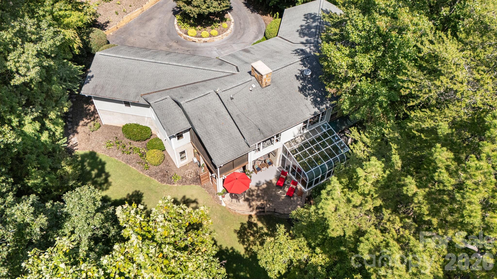 91 Island View Court — Mill Spring