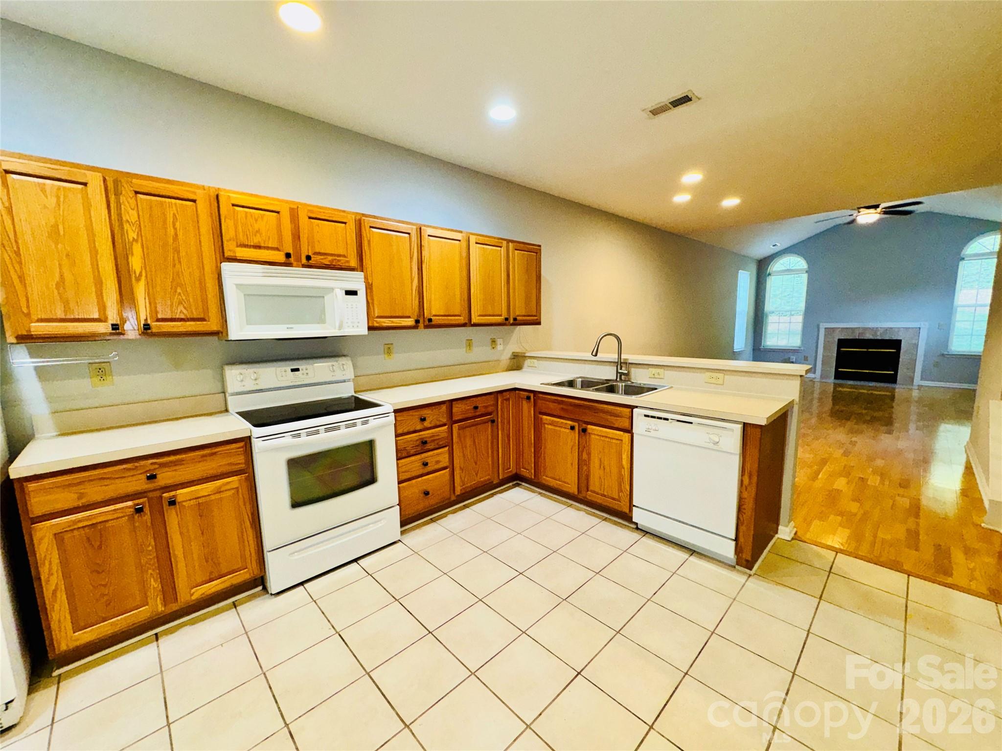 8035 Sultana Circle — Charlotte
