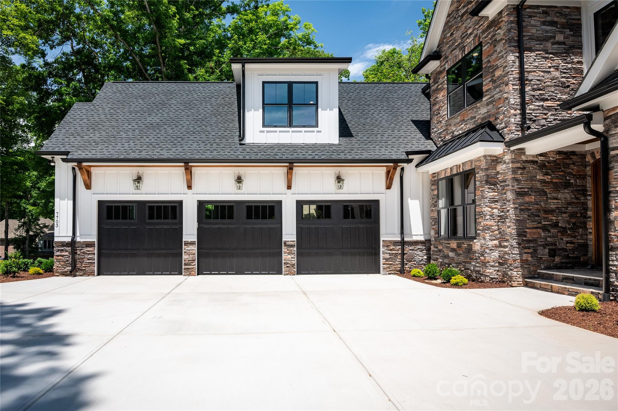 7583 Cottonwood Drive — Denver