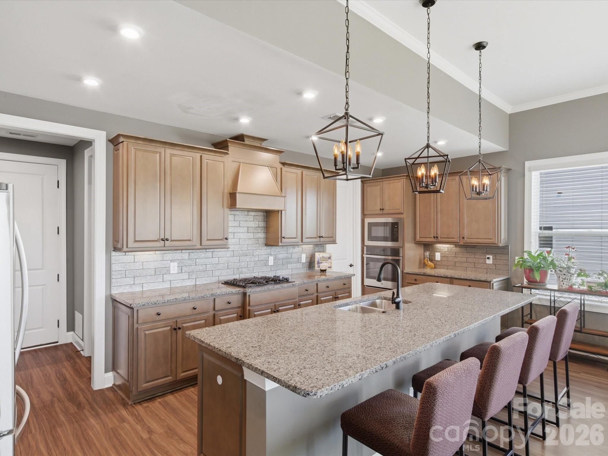 7004 Treetop Court — York