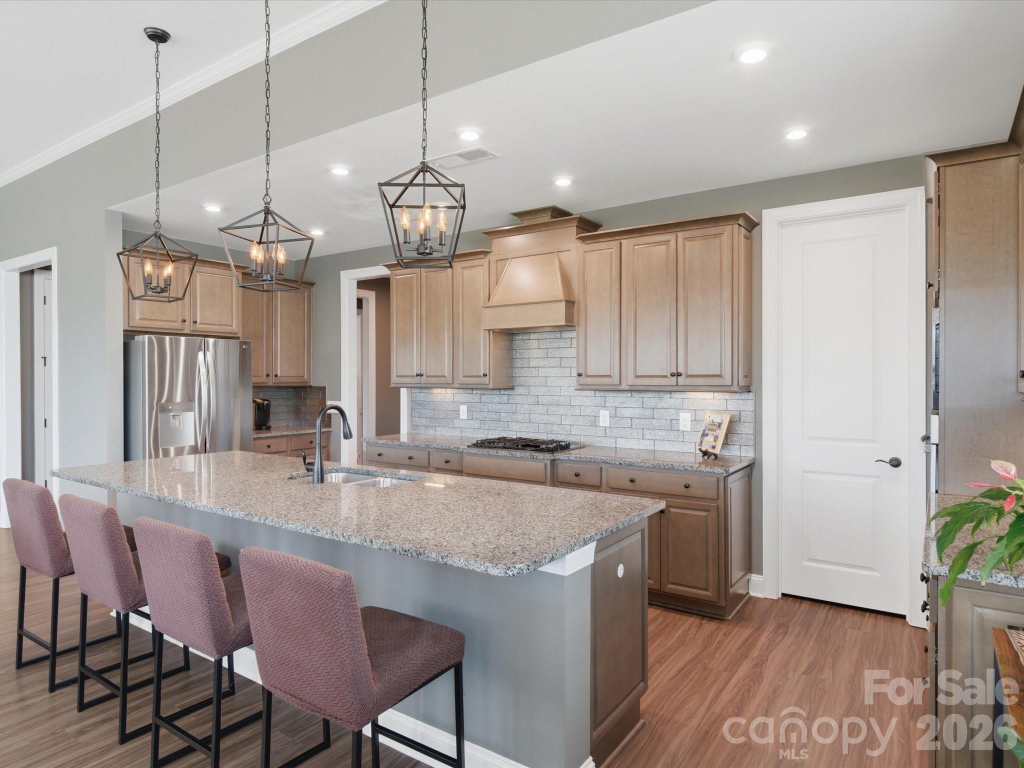 7004 Treetop Court — York