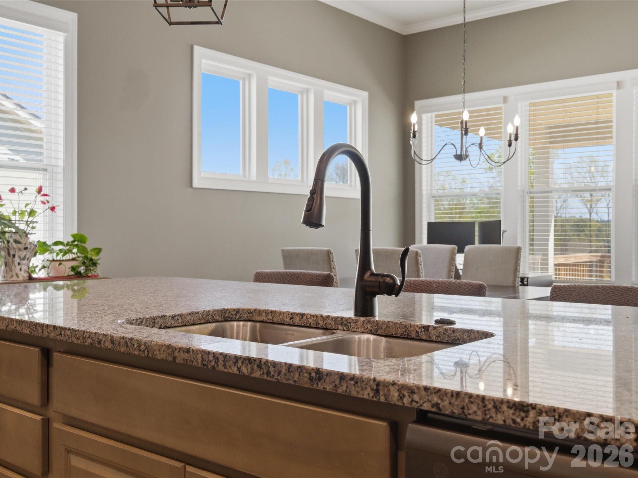 7004 Treetop Court — York