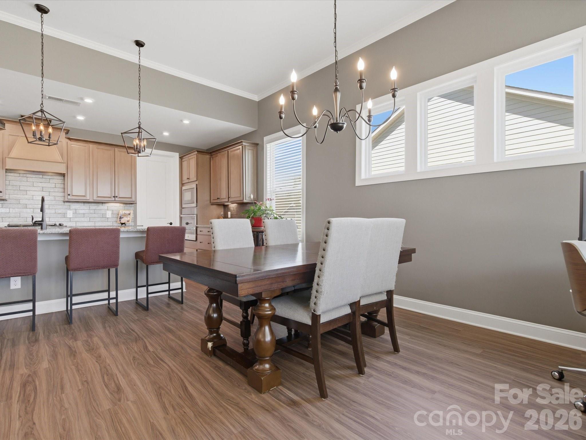7004 Treetop Court — York