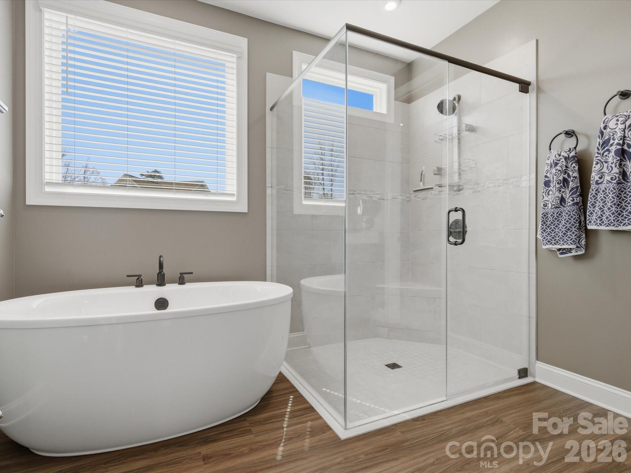 7004 Treetop Court — York