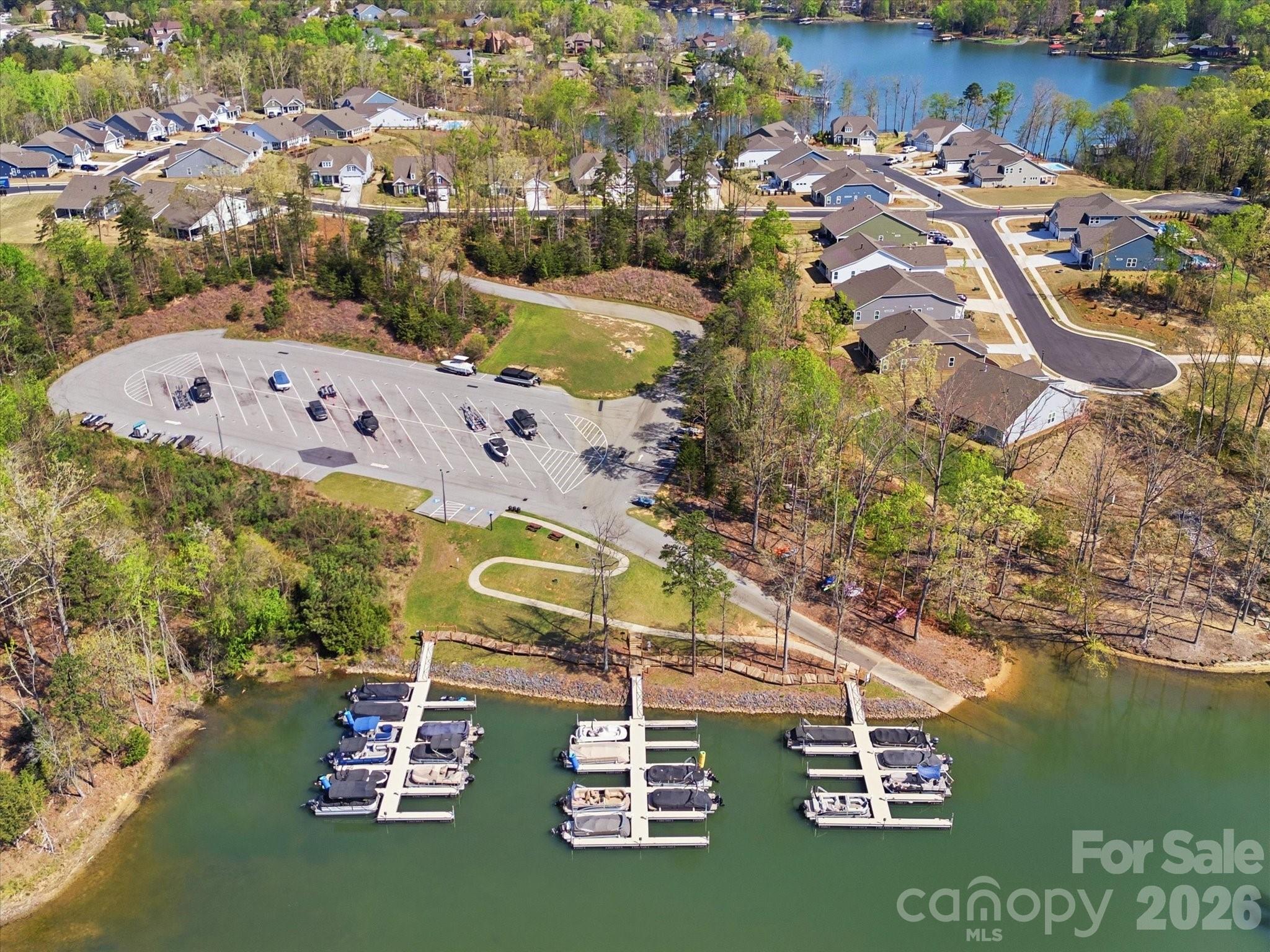 7004 Treetop Court — York