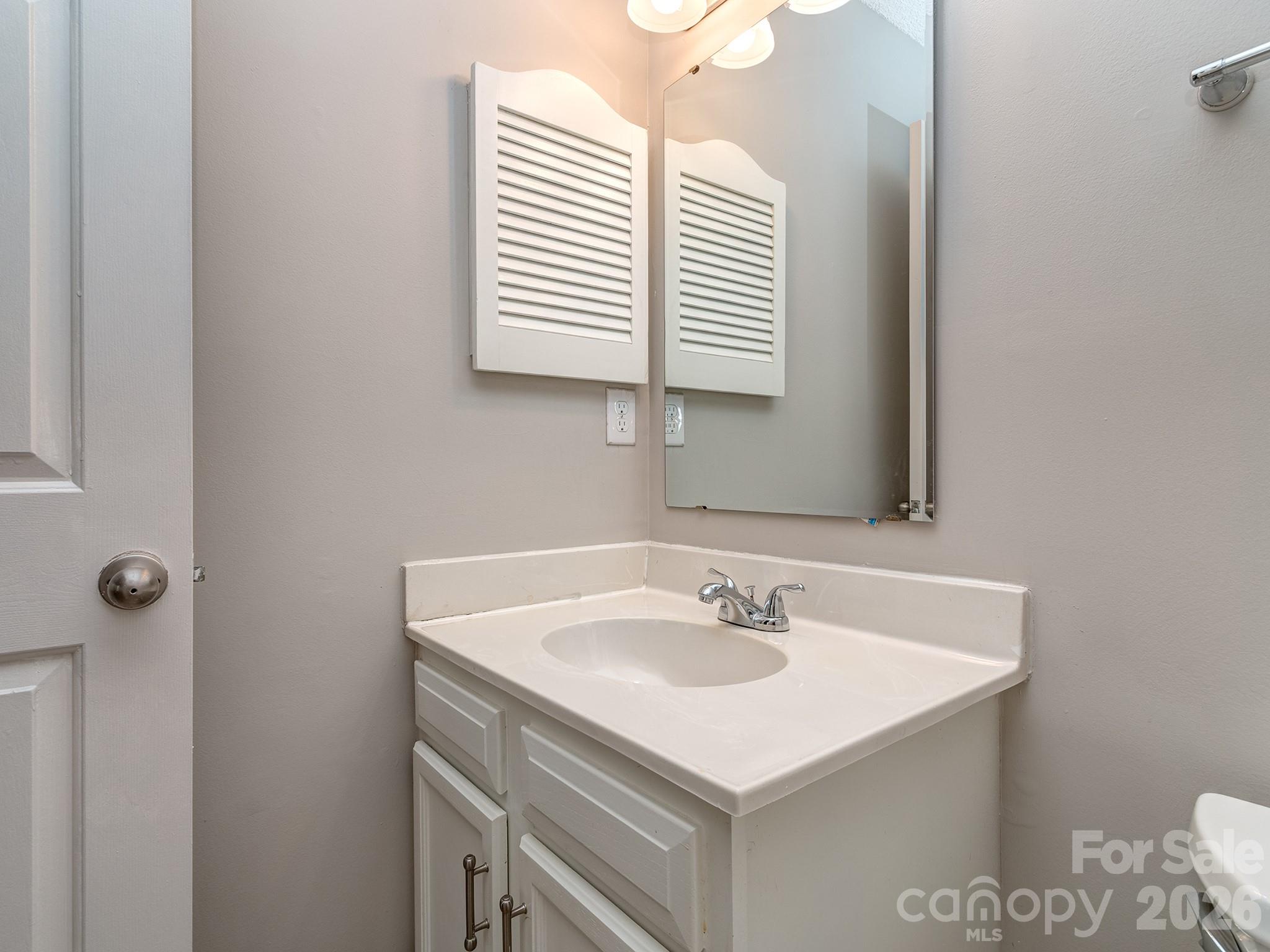 8211 Golf Ridge Drive — Charlotte