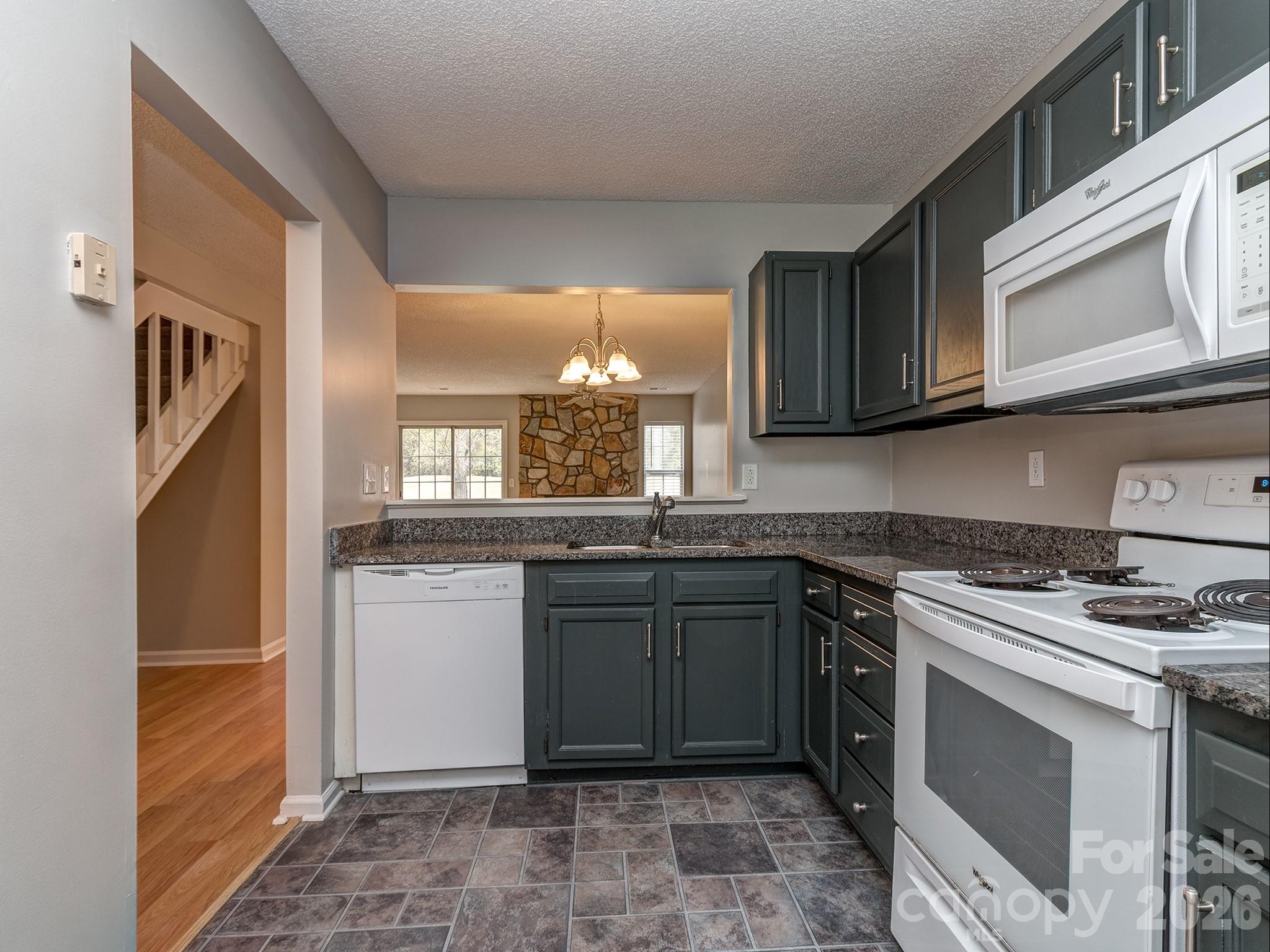 8211 Golf Ridge Drive — Charlotte