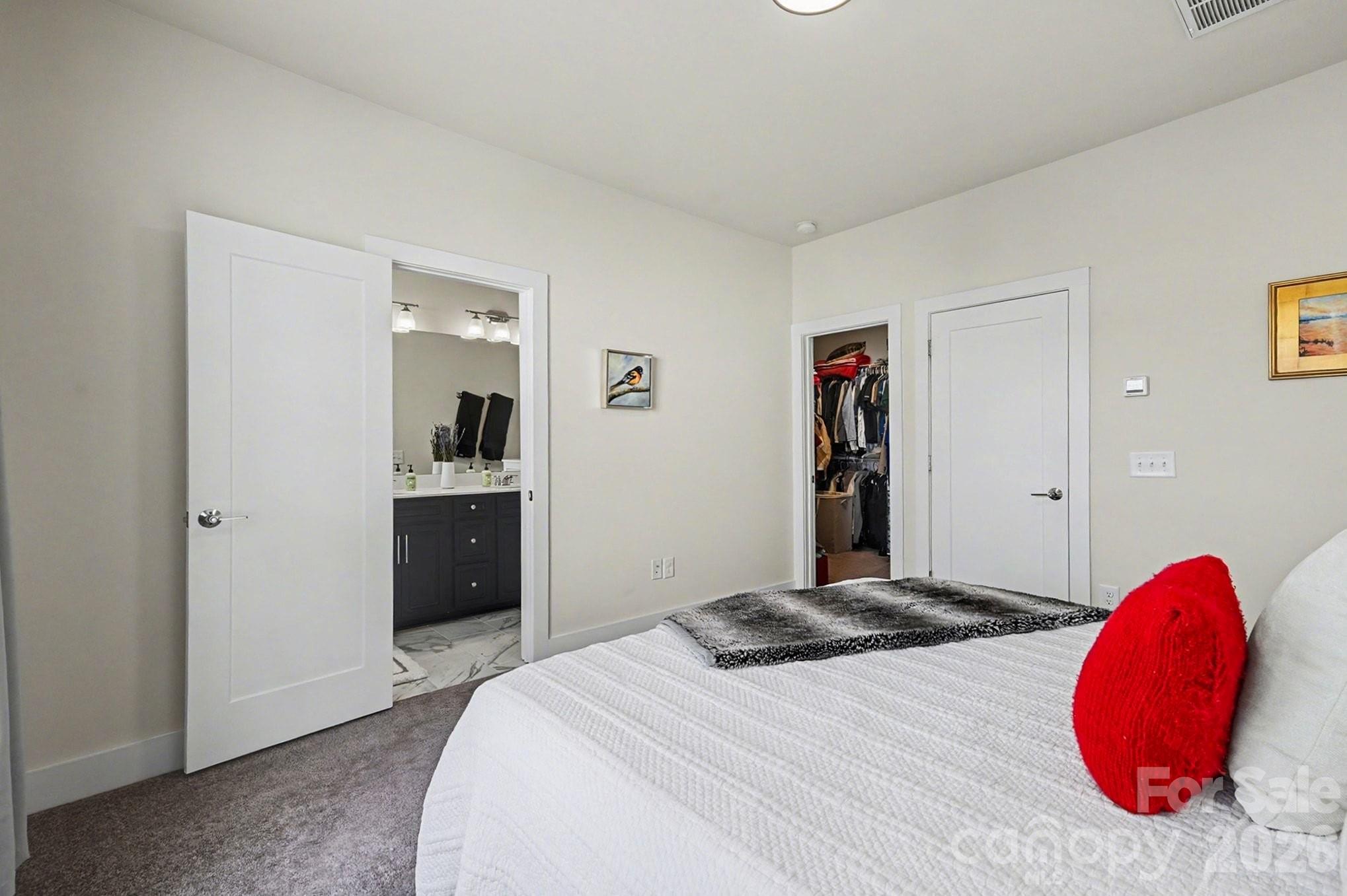 12045 Brooklyn Avenue — Charlotte