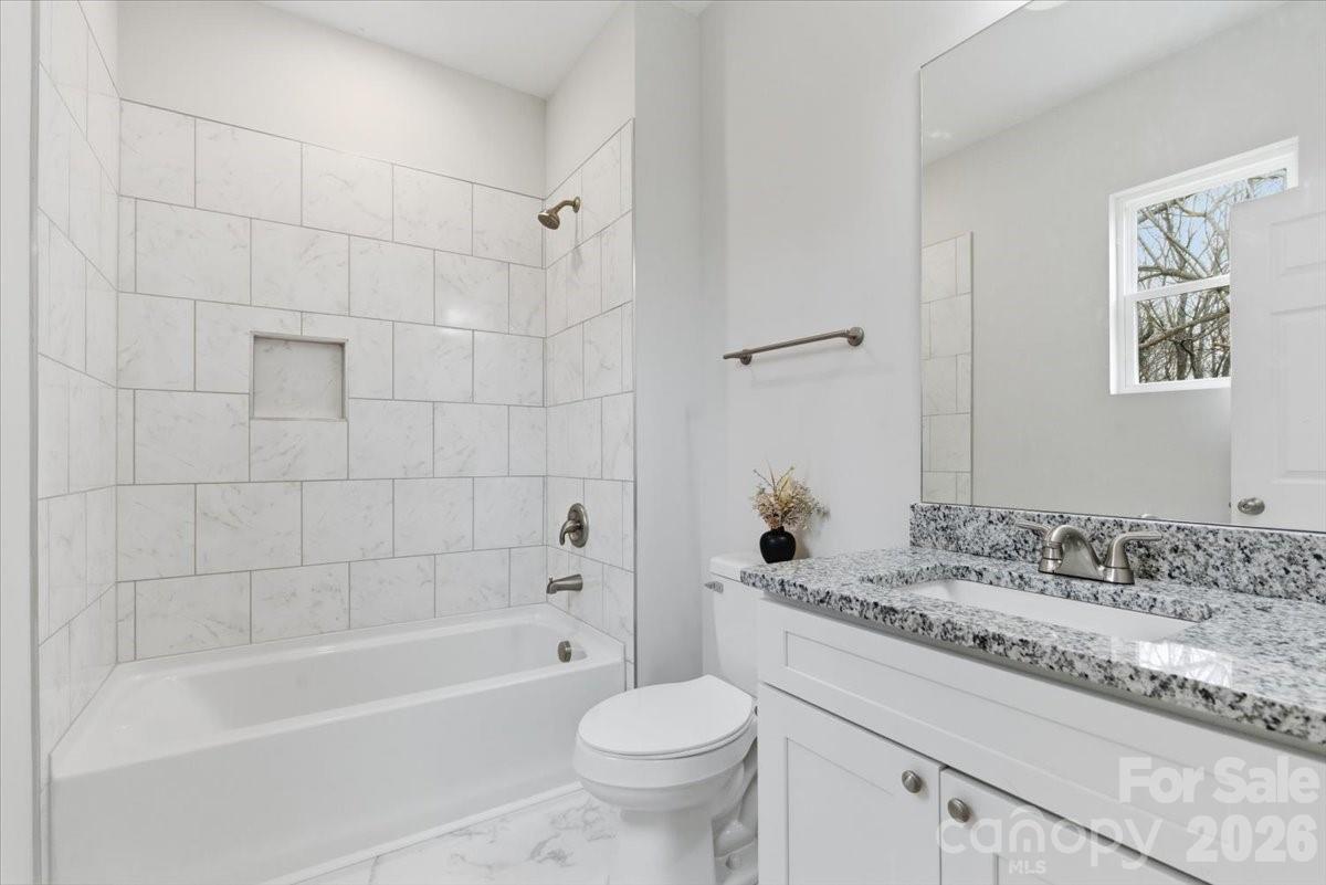 509 Carolina Avenue — Shelby