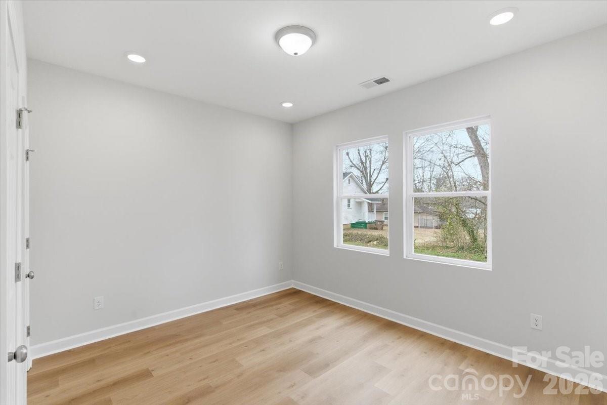 509 Carolina Avenue — Shelby