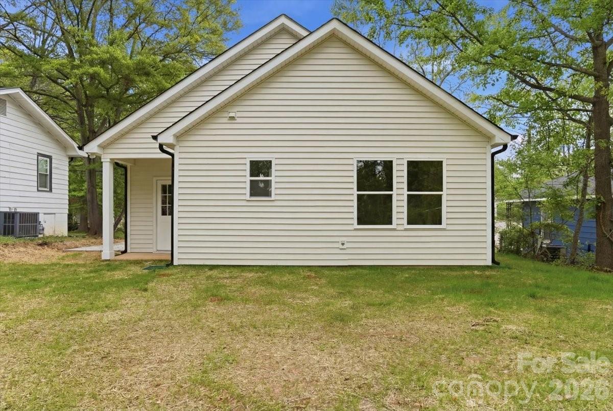 509 Carolina Avenue — Shelby