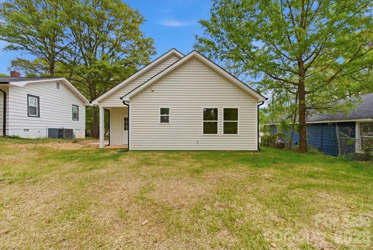 509 Carolina Avenue — Shelby