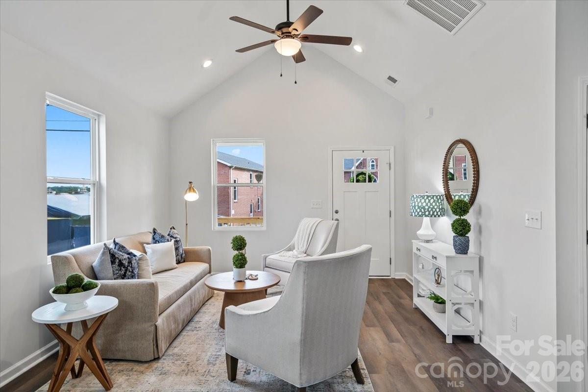 509 Carolina Avenue — Shelby