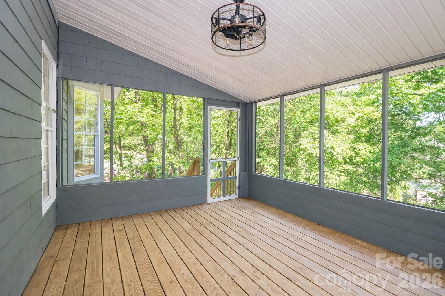 119 Shelter Cove Lane — Mooresville