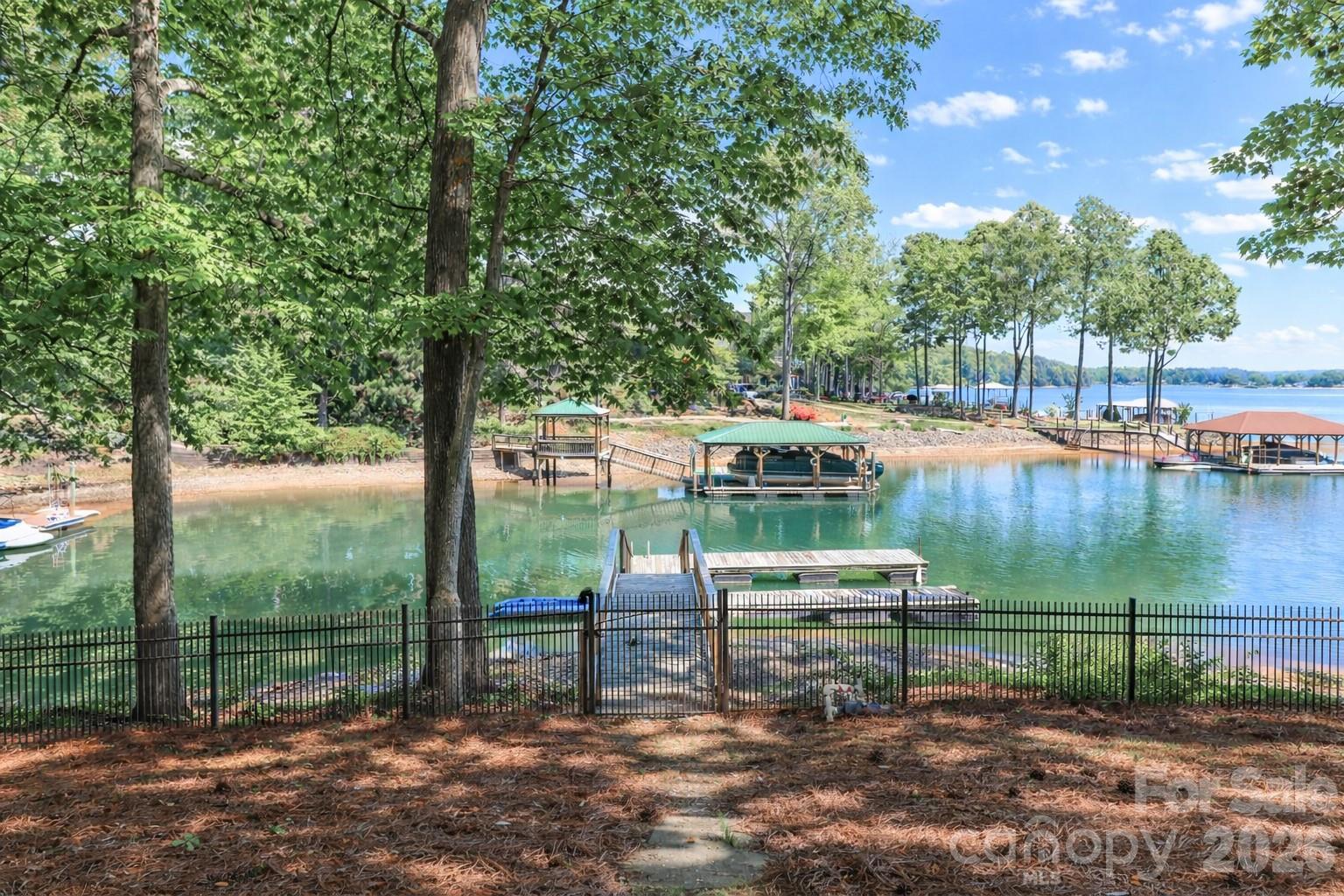 119 Shelter Cove Lane — Mooresville