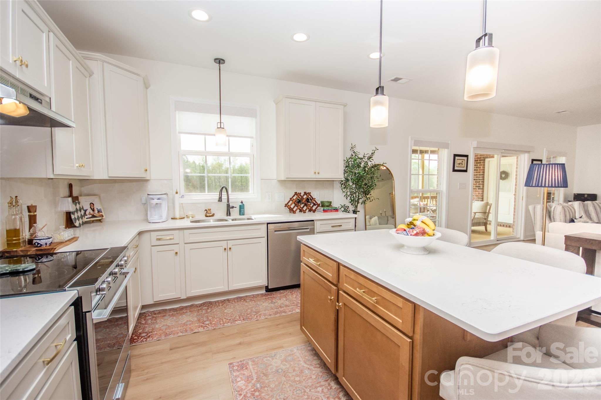 540 New Salem Road #10-11 — Statesville
