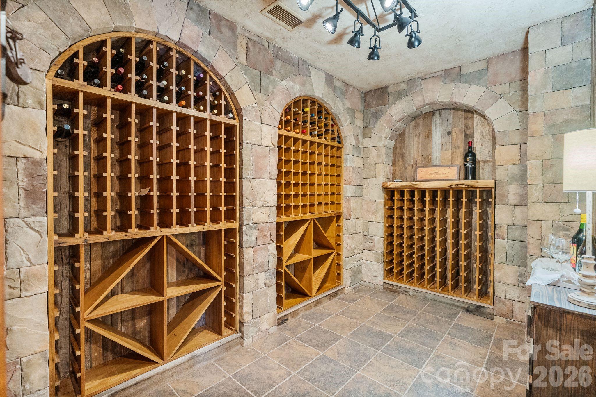 2054 Reynolds Parkway — Boone