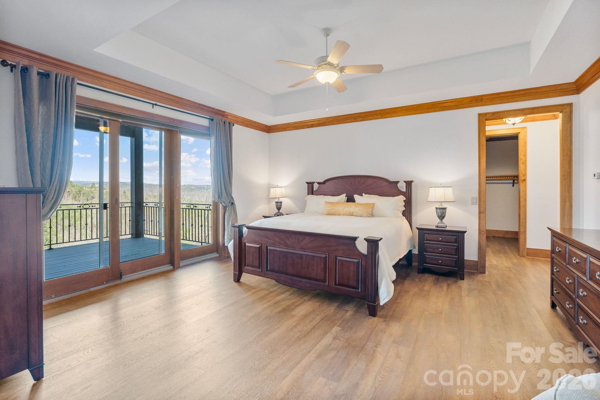 2054 Reynolds Parkway — Boone