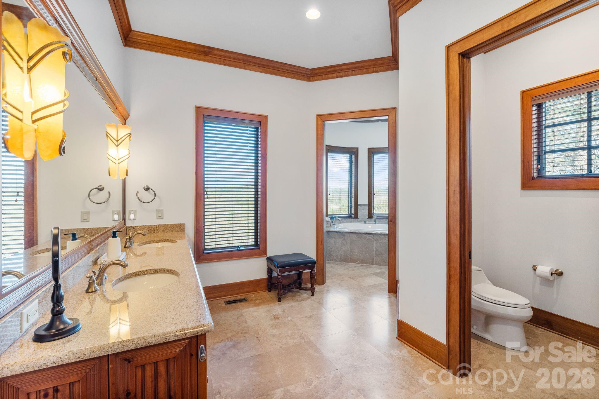 2054 Reynolds Parkway — Boone