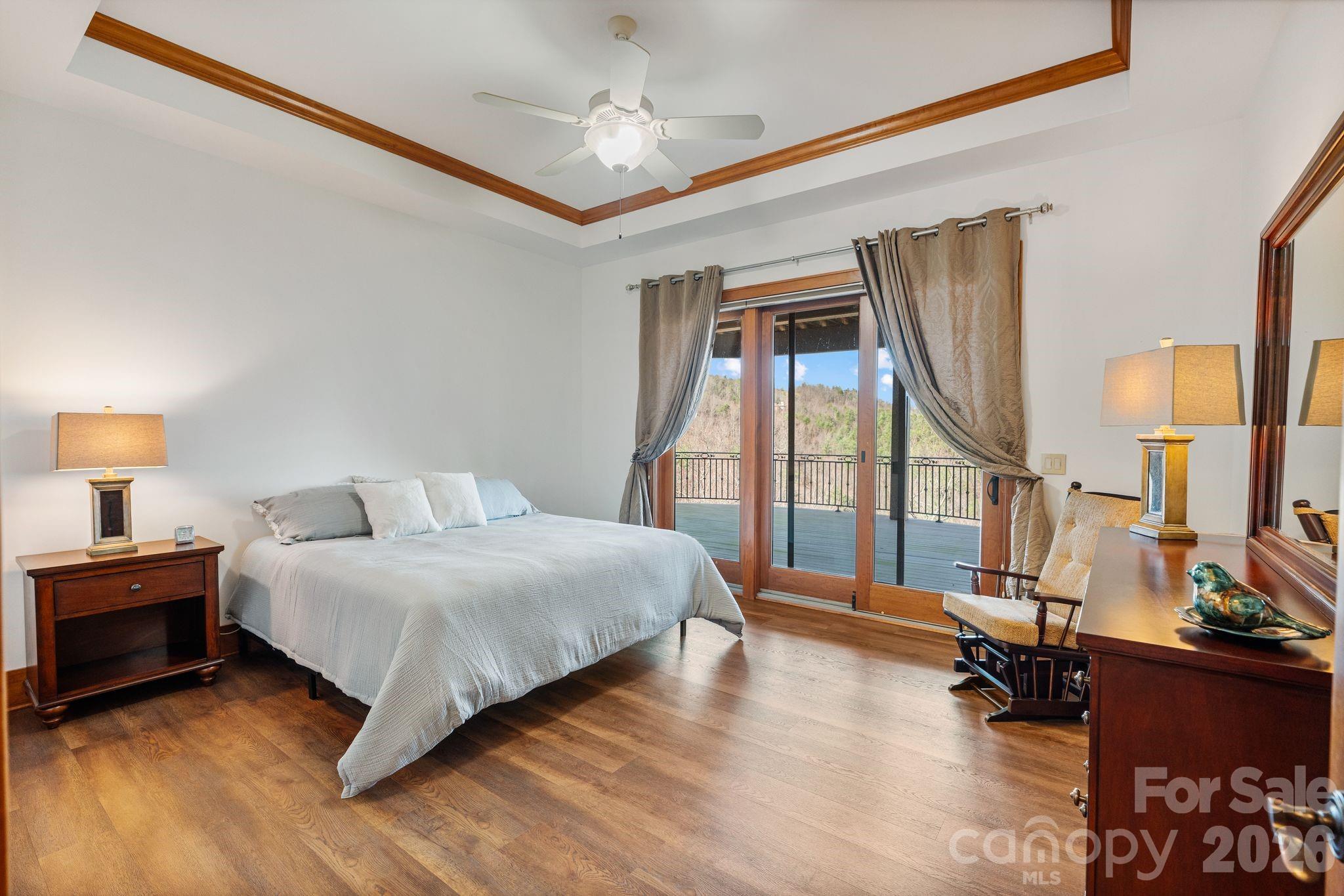 2054 Reynolds Parkway — Boone