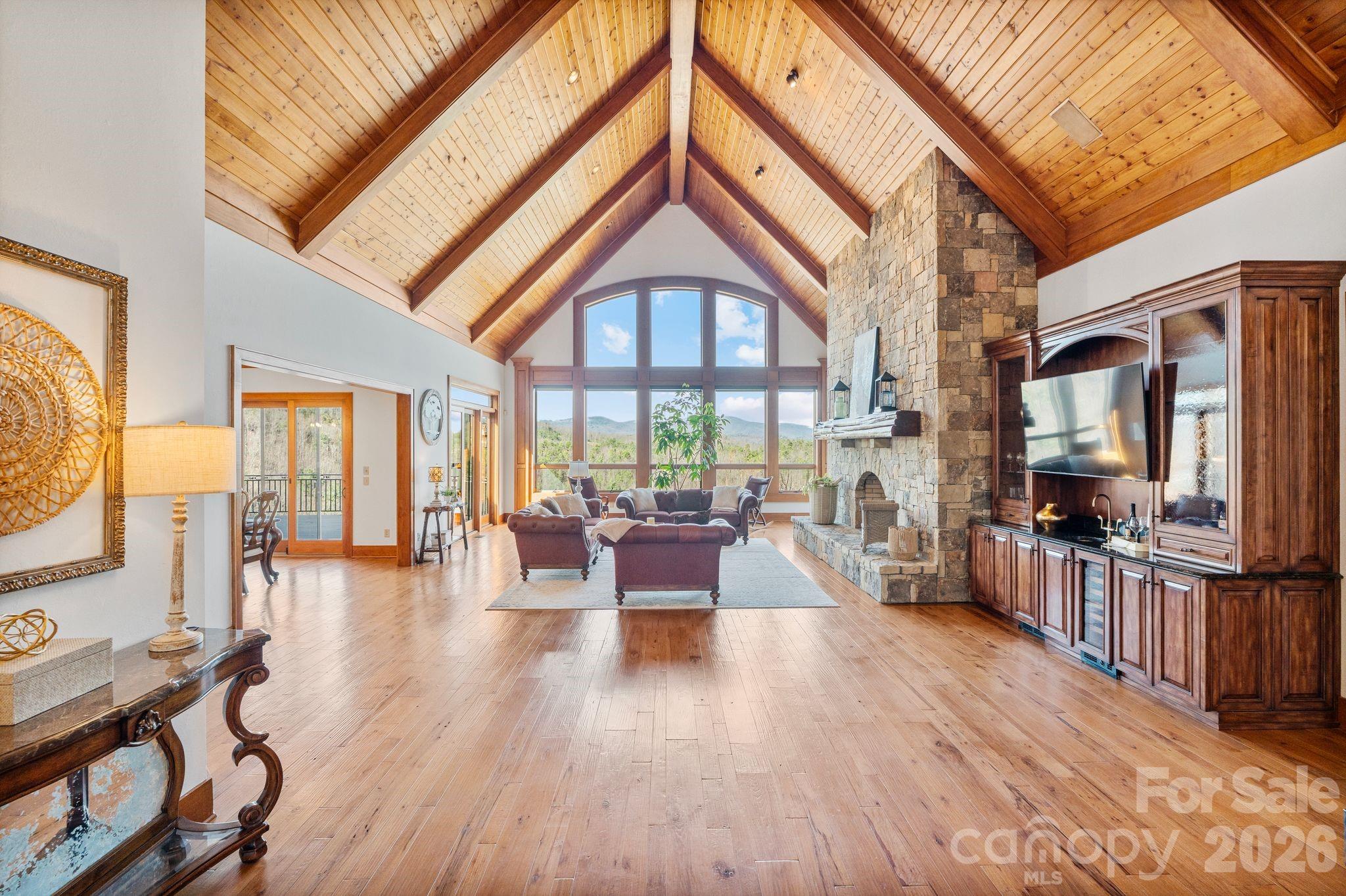 2054 Reynolds Parkway — Boone
