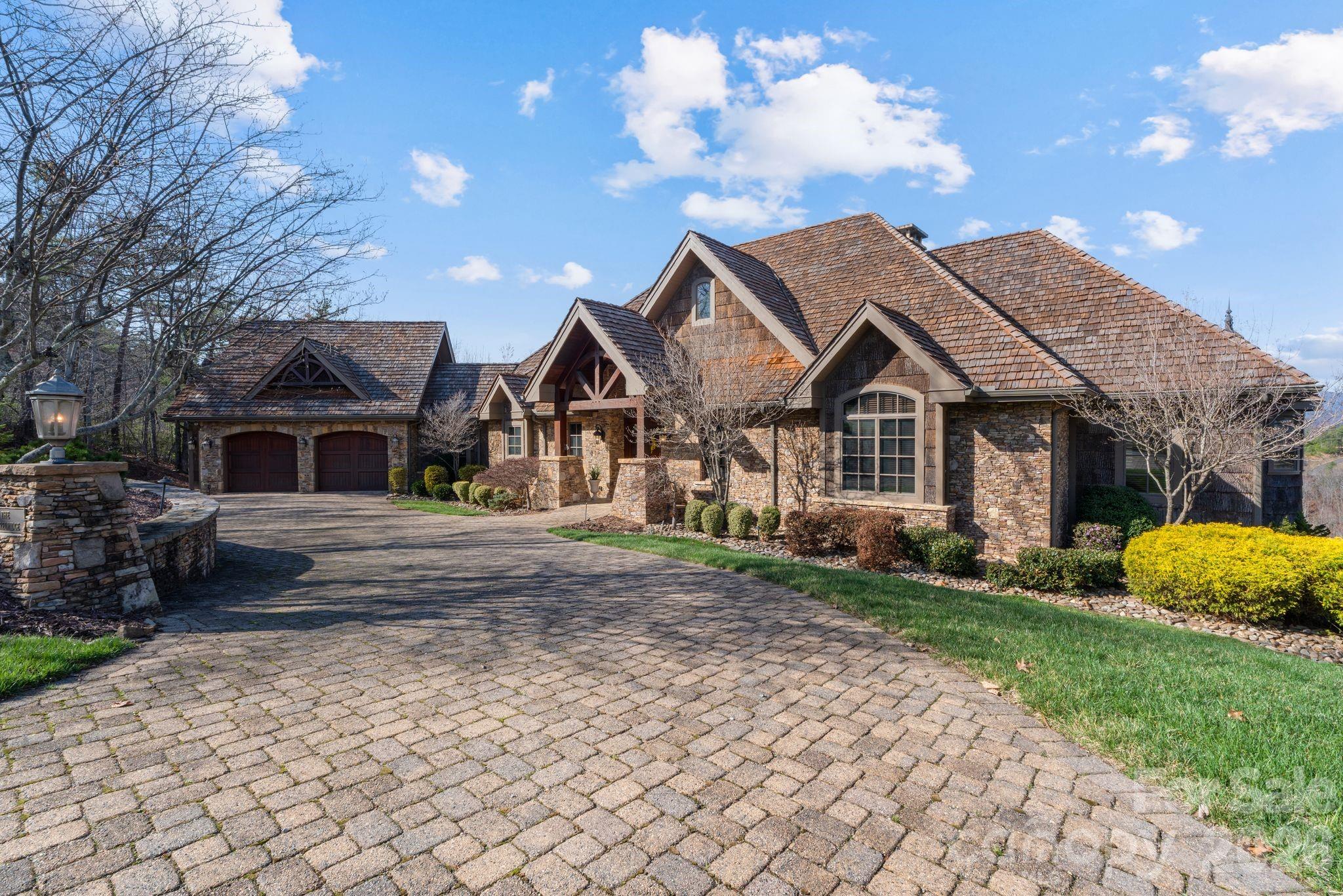 2054 Reynolds Parkway — Boone