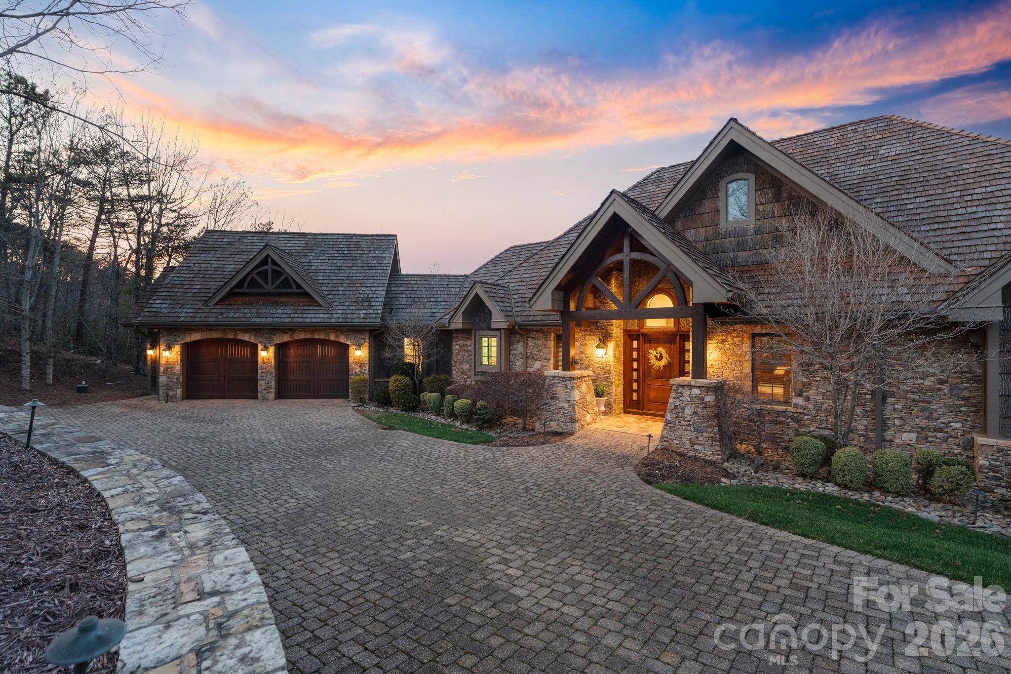 2054 Reynolds Parkway — Boone