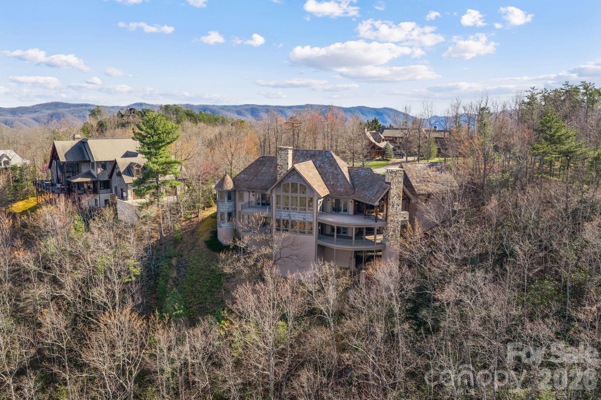 2054 Reynolds Parkway — Boone