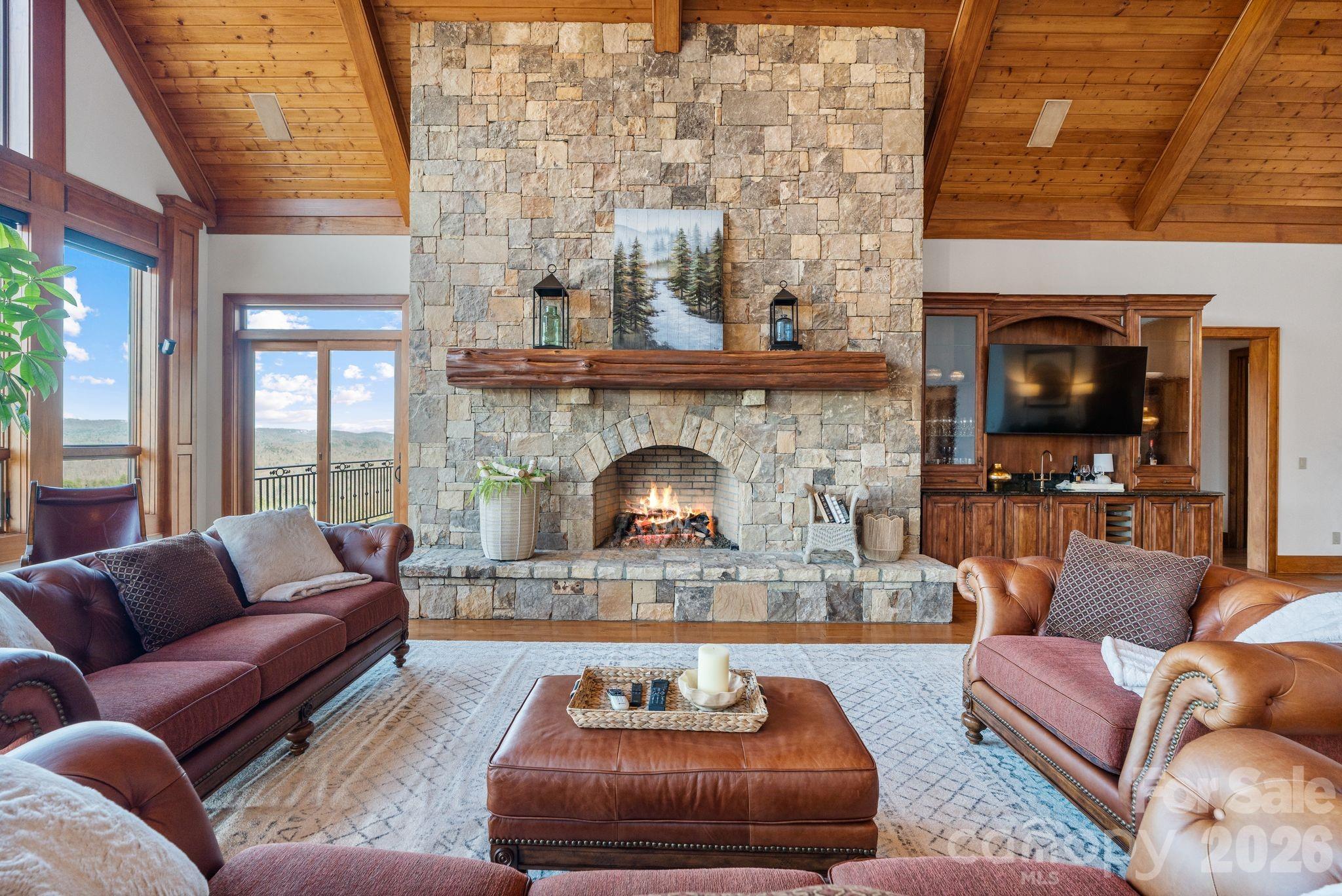 2054 Reynolds Parkway — Boone
