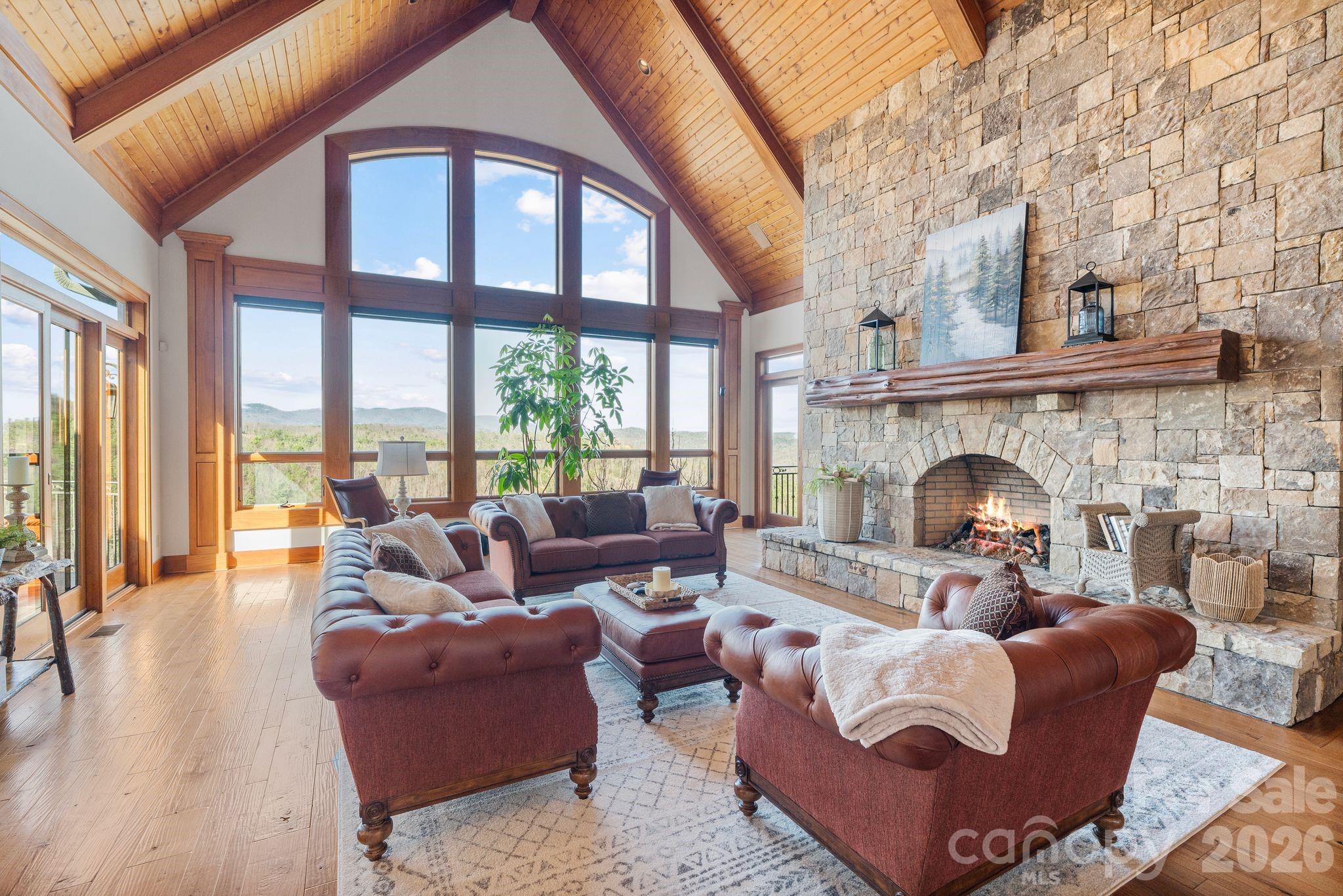 2054 Reynolds Parkway — Boone