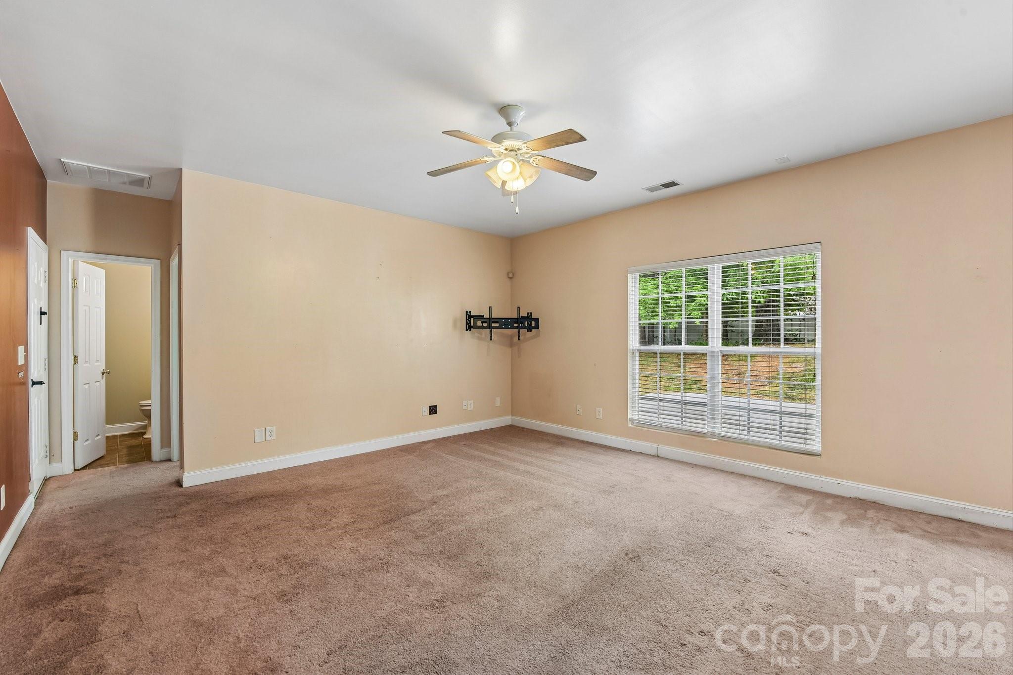 8718 Buttonwood Court — Charlotte