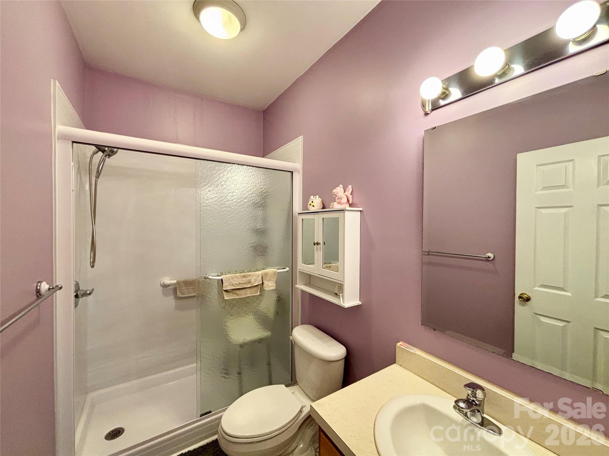 194 Beechnut Drive — Hendersonville