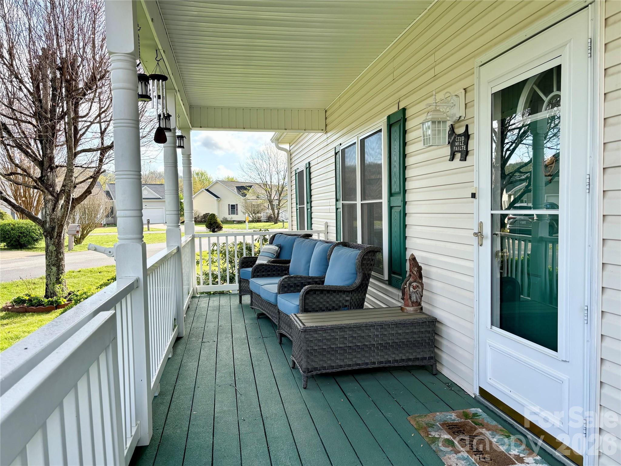 194 Beechnut Drive — Hendersonville