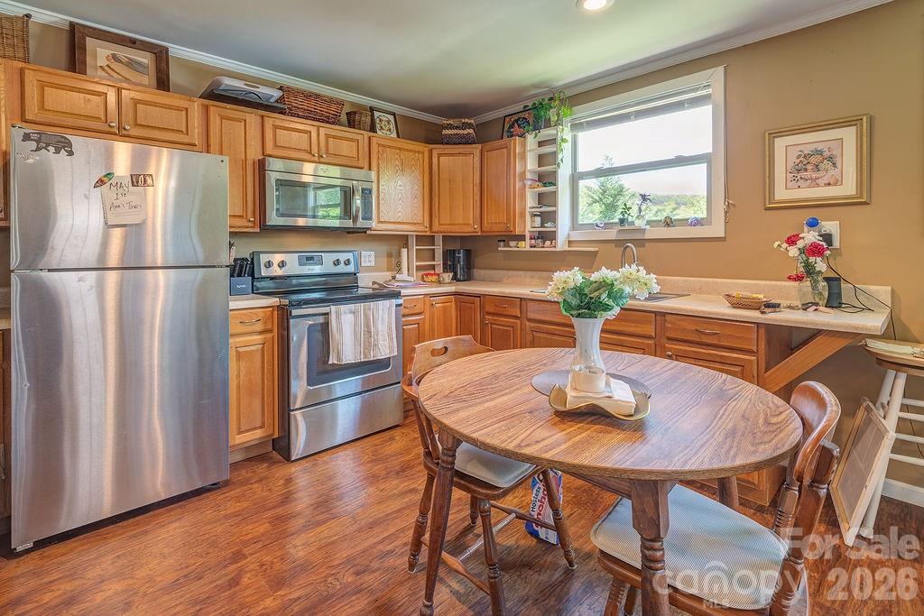 64 Haw Creek Circle — Asheville