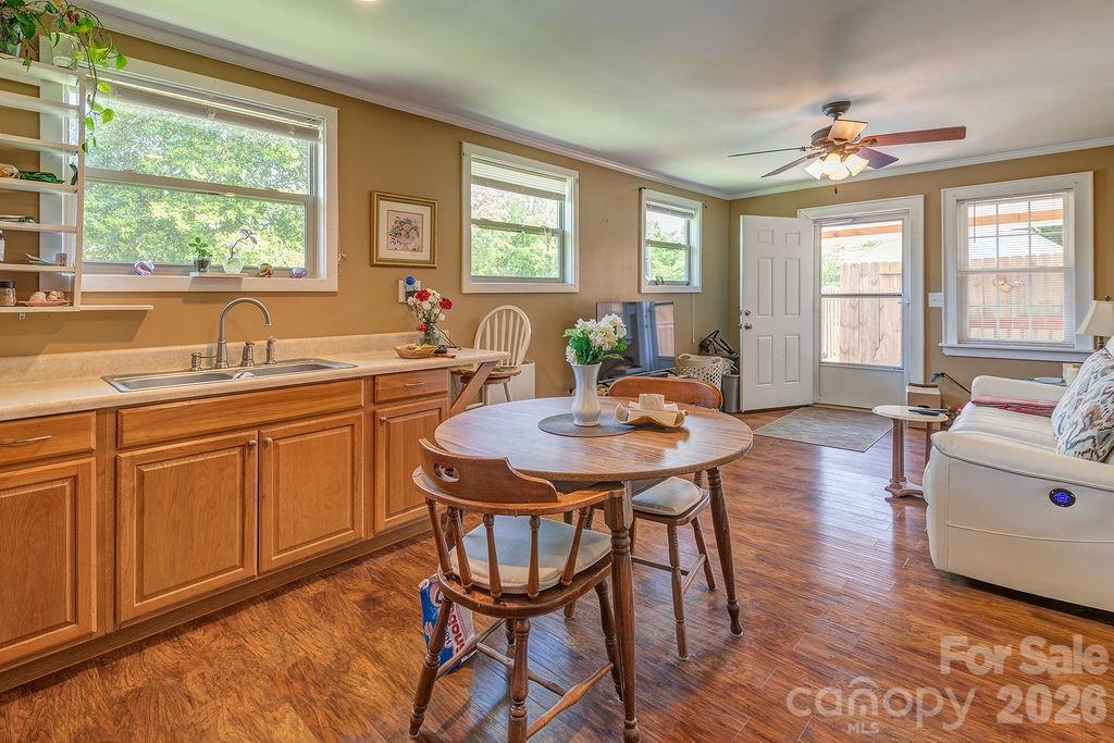 64 Haw Creek Circle — Asheville