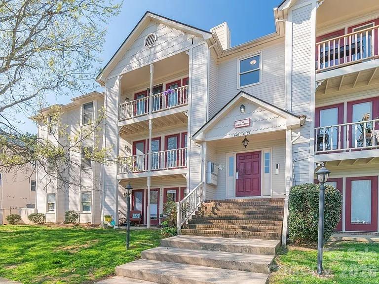 6112 Meadow Rose Lane — Charlotte