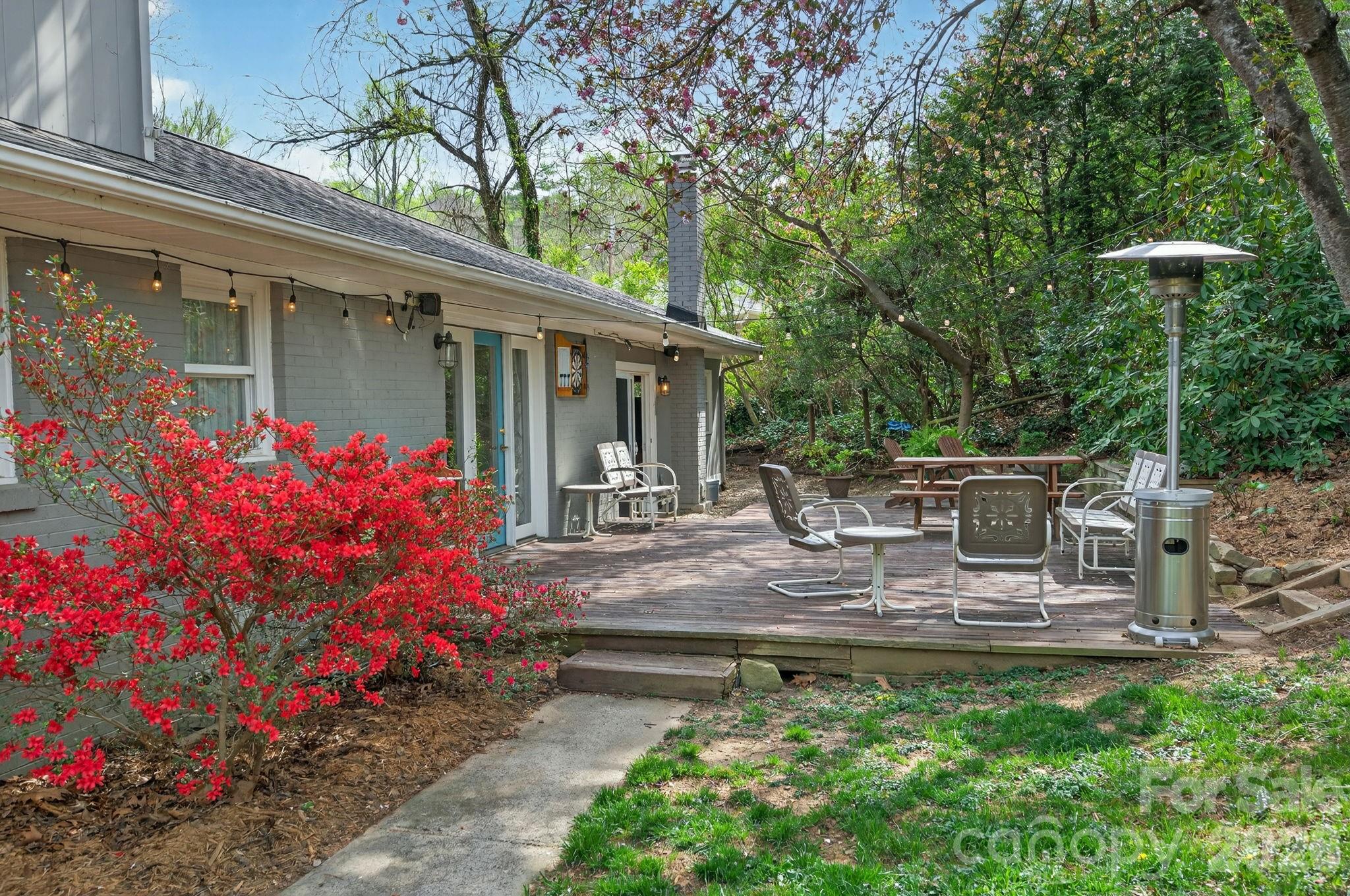 3 Ellenwood Drive — Asheville