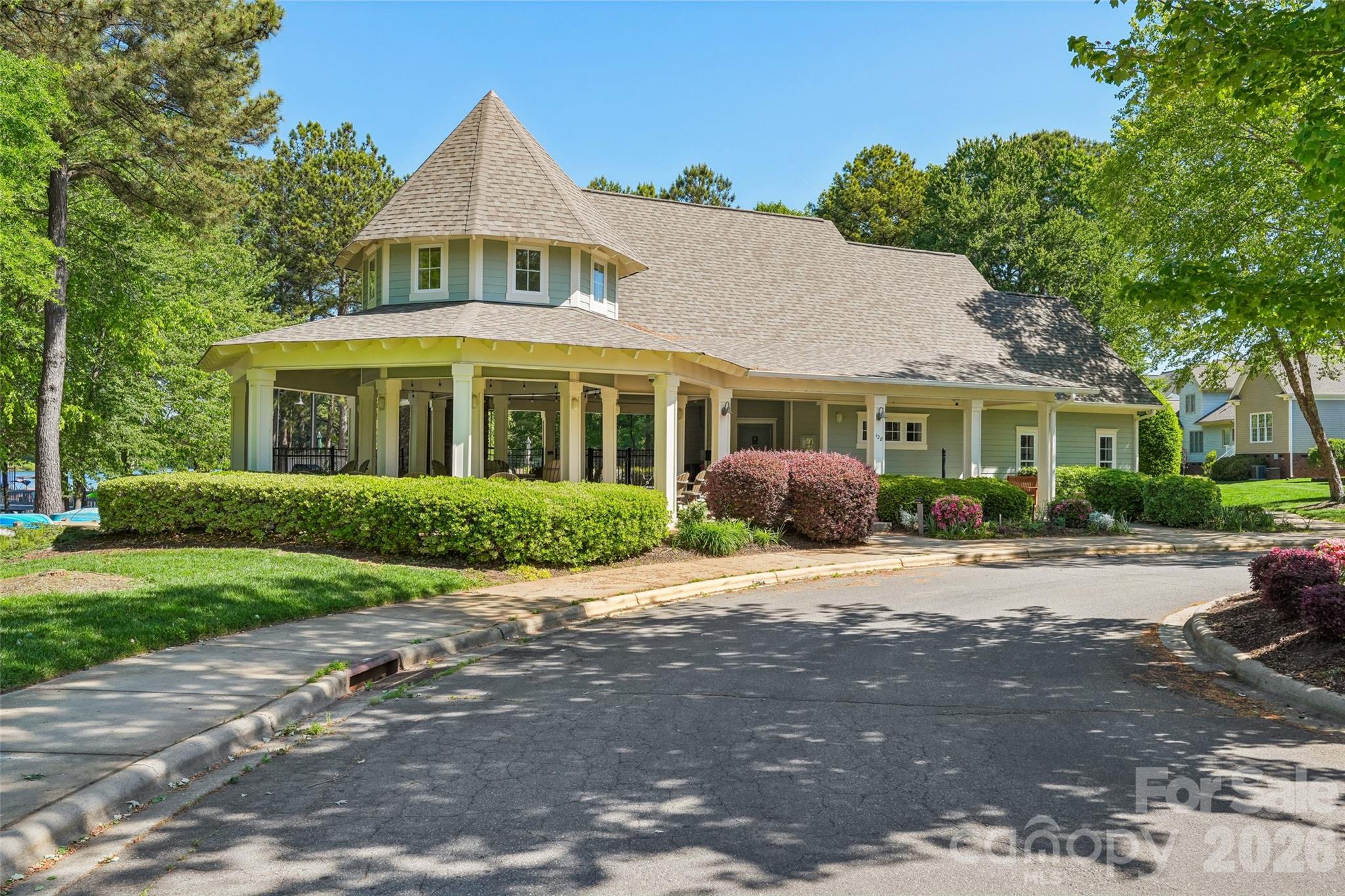283 Bridges Farm Road — Mooresville