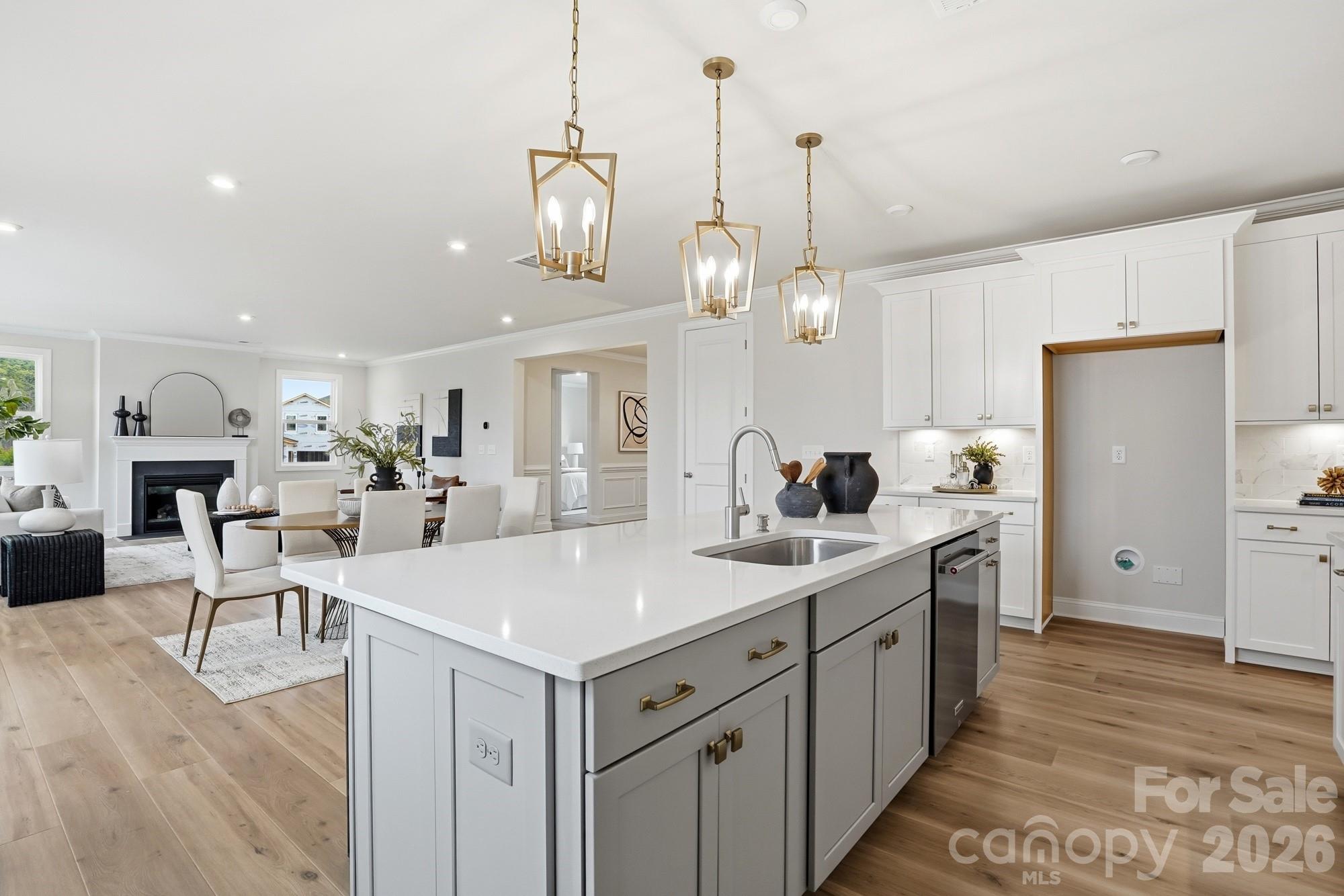 2549 Mabel Lane — Monroe