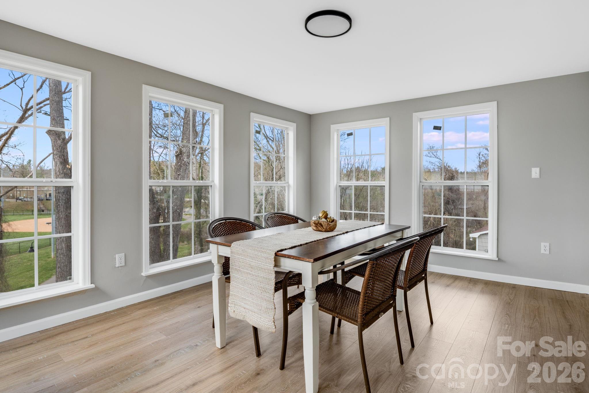 15 Kent Street — Asheville