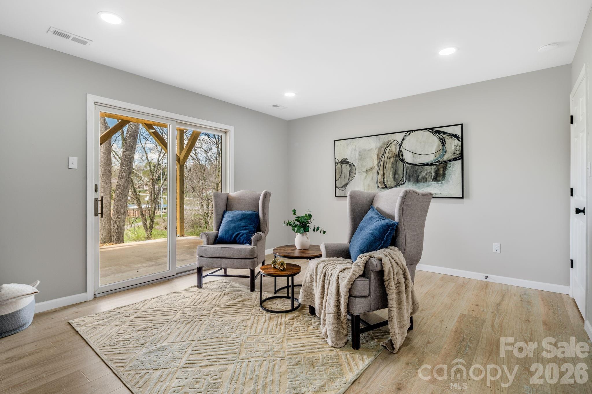 15 Kent Street — Asheville