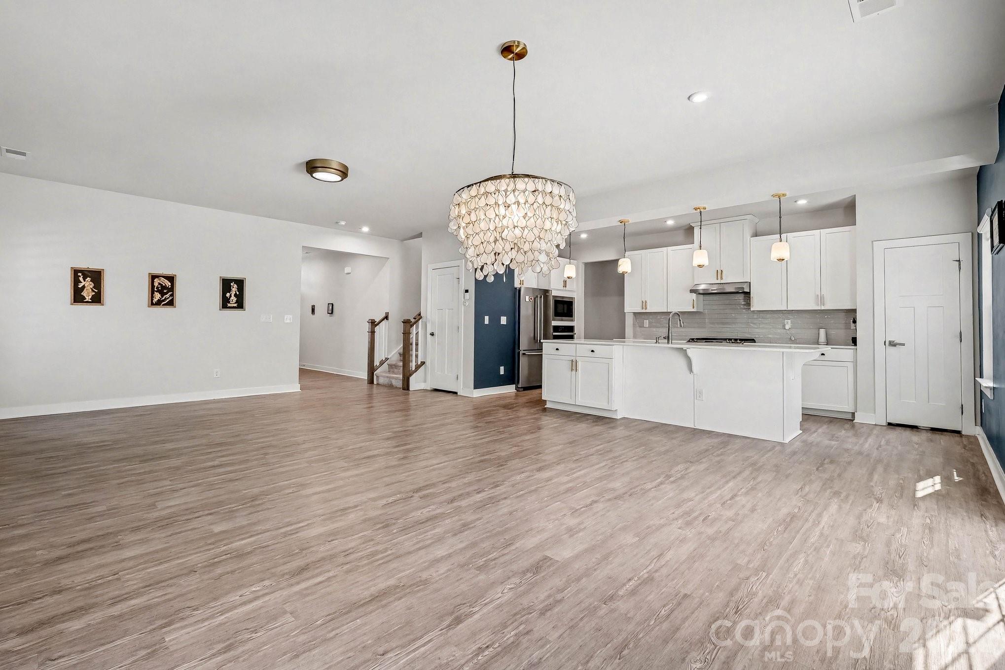 10344 Paper Birch Drive — Charlotte