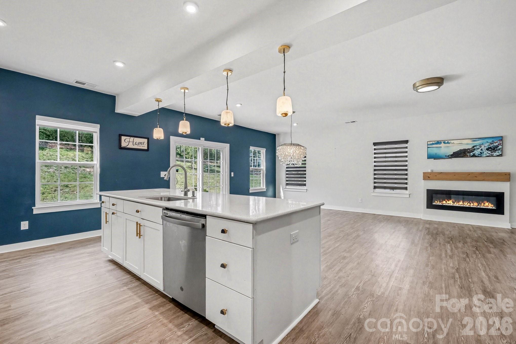 10344 Paper Birch Drive — Charlotte