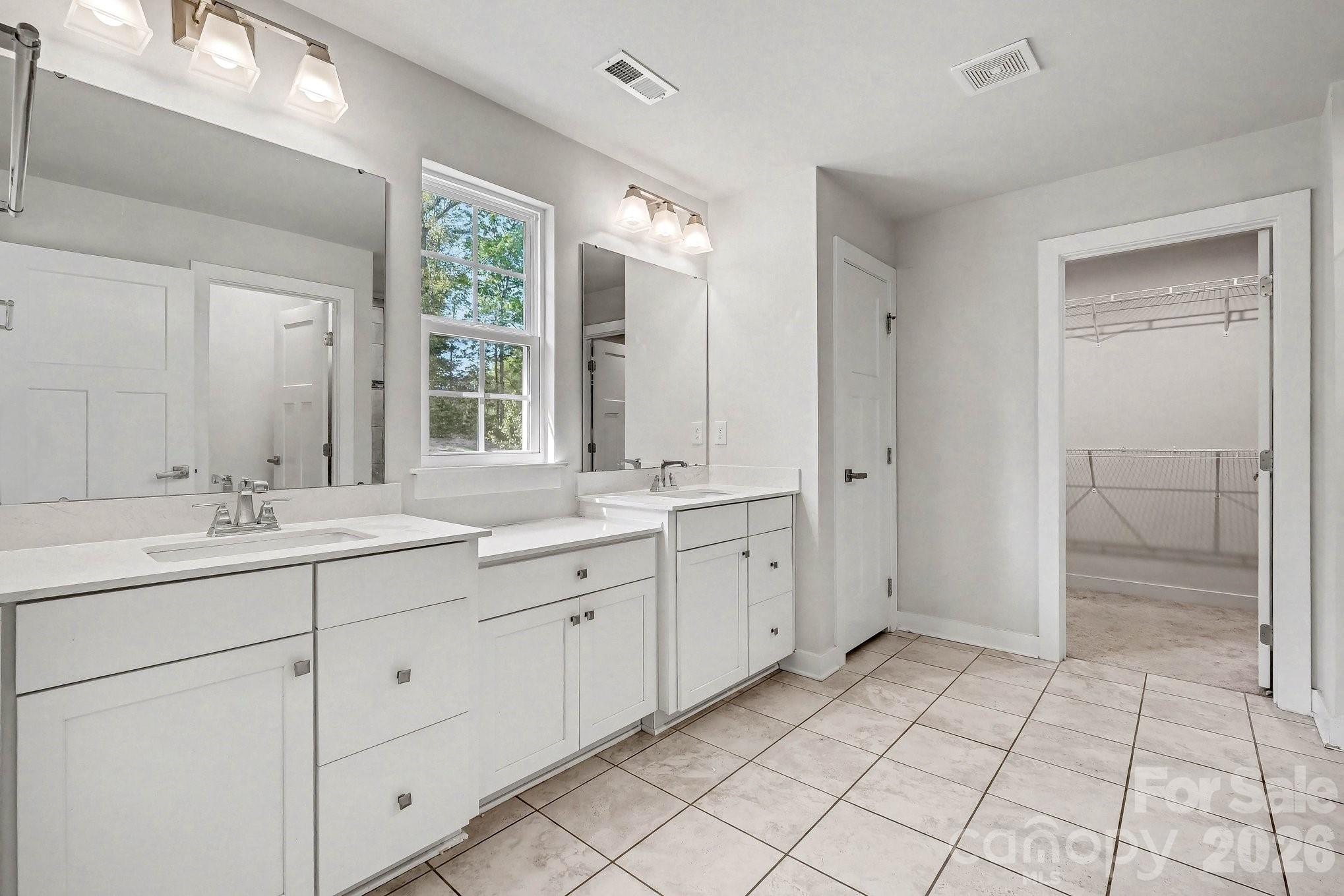 10344 Paper Birch Drive — Charlotte