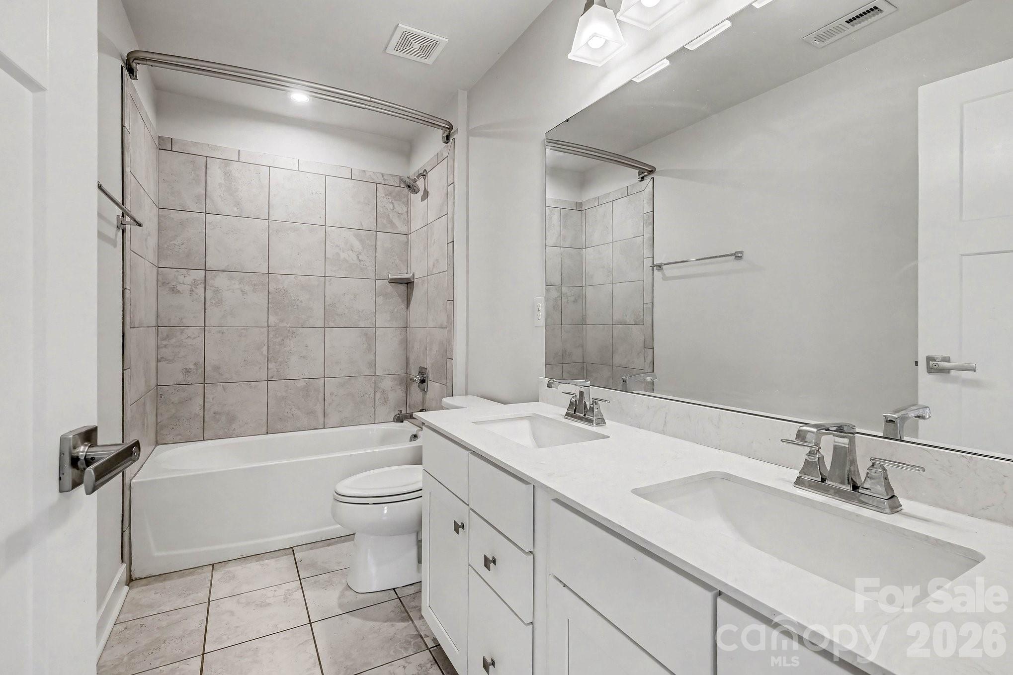 10344 Paper Birch Drive — Charlotte