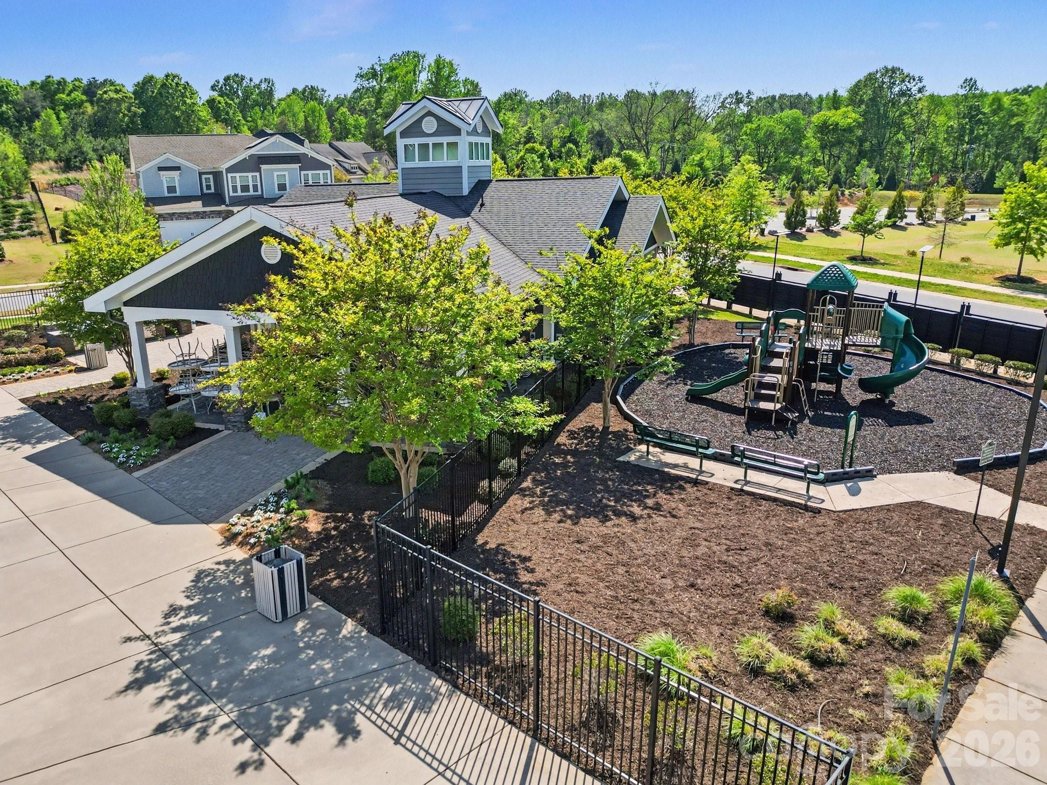 10344 Paper Birch Drive — Charlotte