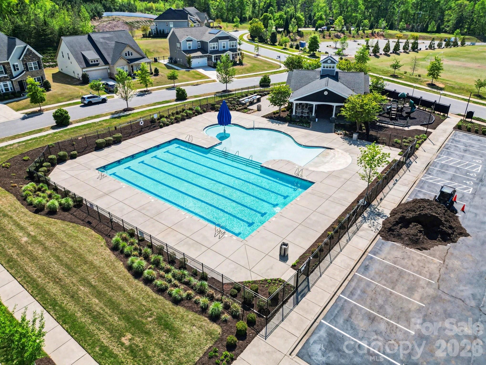 10344 Paper Birch Drive — Charlotte
