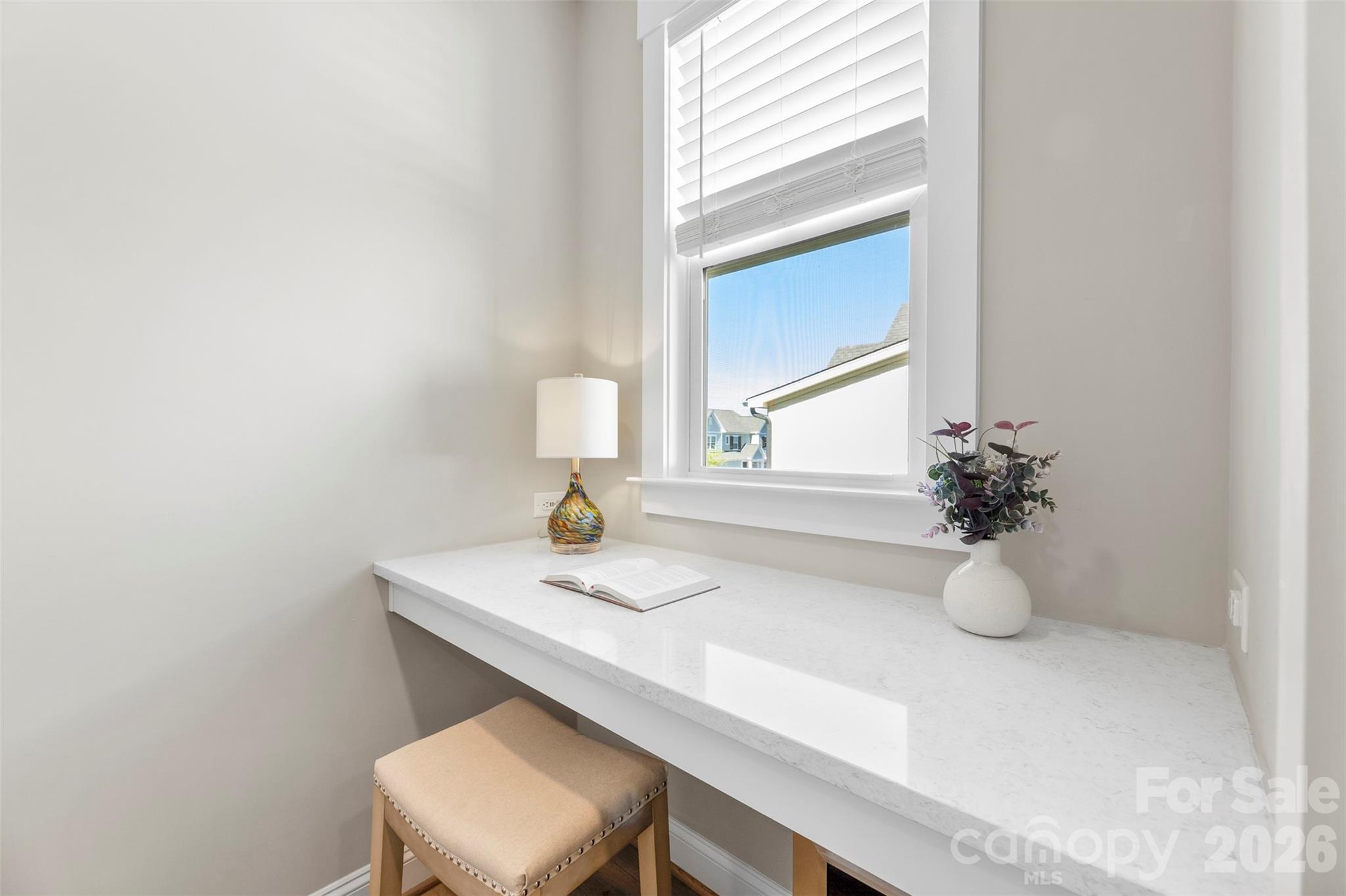 4100 Spring Cove Way — Belmont